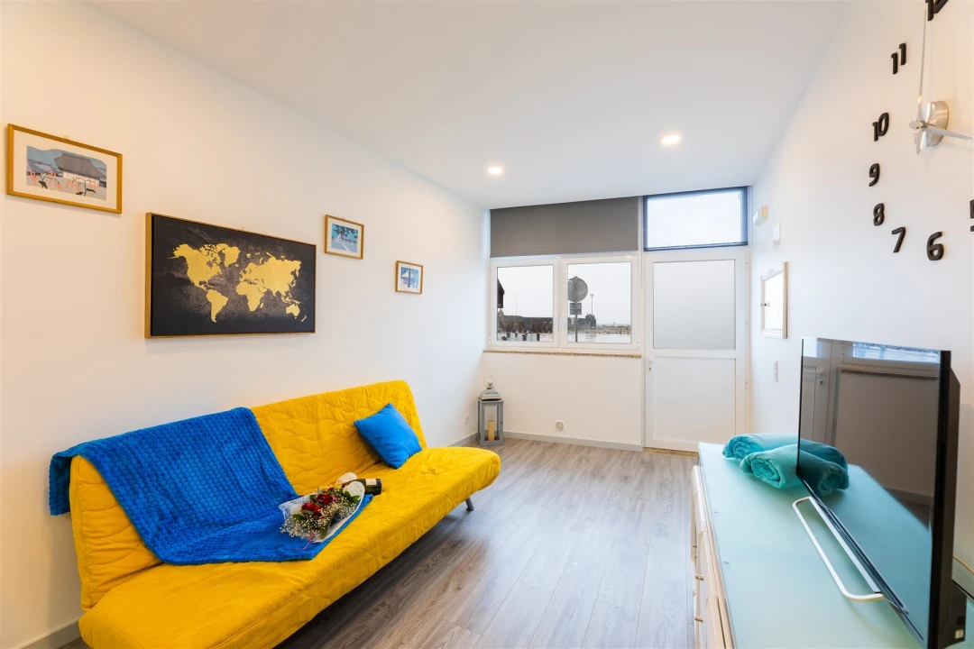Apartamento T1 para Venda em Vila Praia de Ancora Foto 2