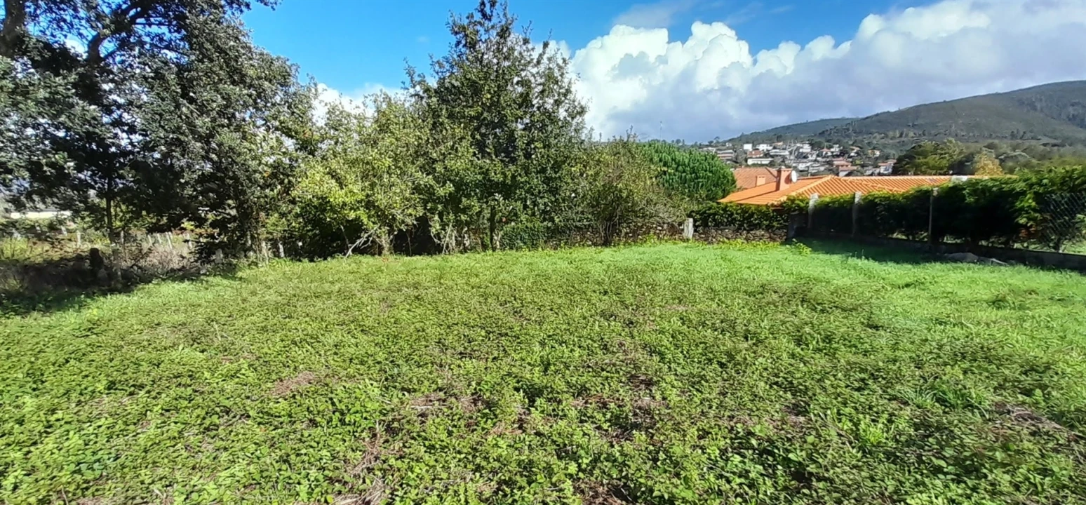 Terreno para Venda em Venade e Azevedo Foto 9