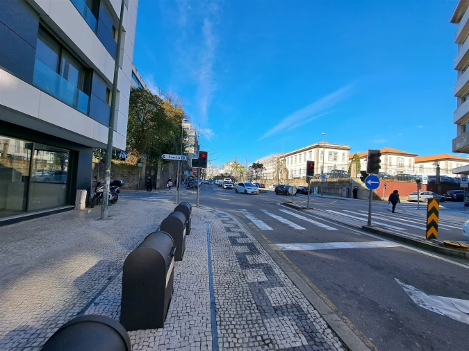 Apartamento T3 para Venda em Cedofeita, Santo Ildefonso, Sé, Miragaia, São Nicolau e Vitória Foto 14