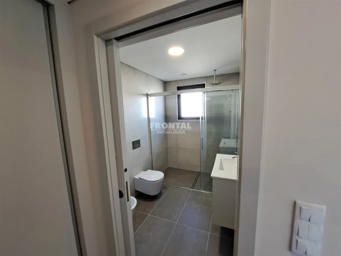Apartamento T3 para Venda em Cedofeita, Santo Ildefonso, Sé, Miragaia, São Nicolau e Vitória Foto 8