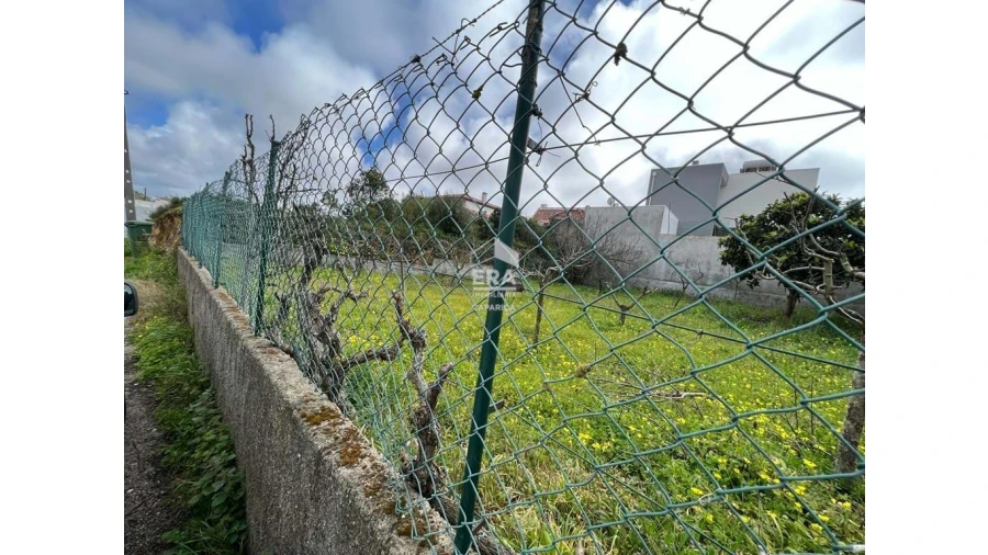 Terreno para Venda em Costa da Caparica Foto 4