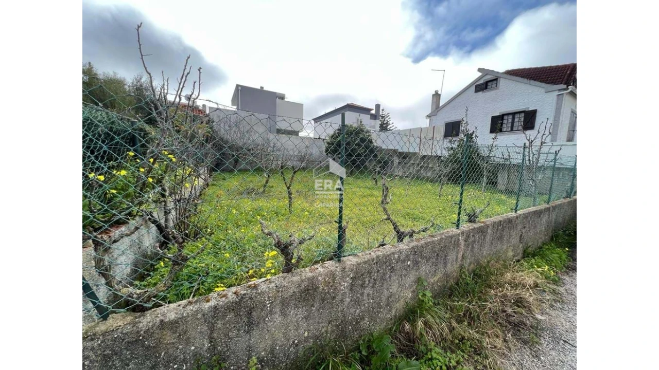 Terreno para Venda em Costa da Caparica Foto 3