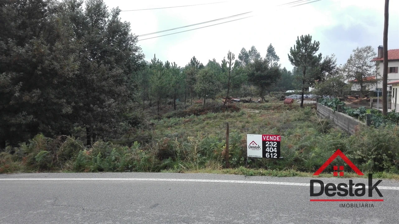 Terreno para Venda em Arca e Varzielas Foto 5