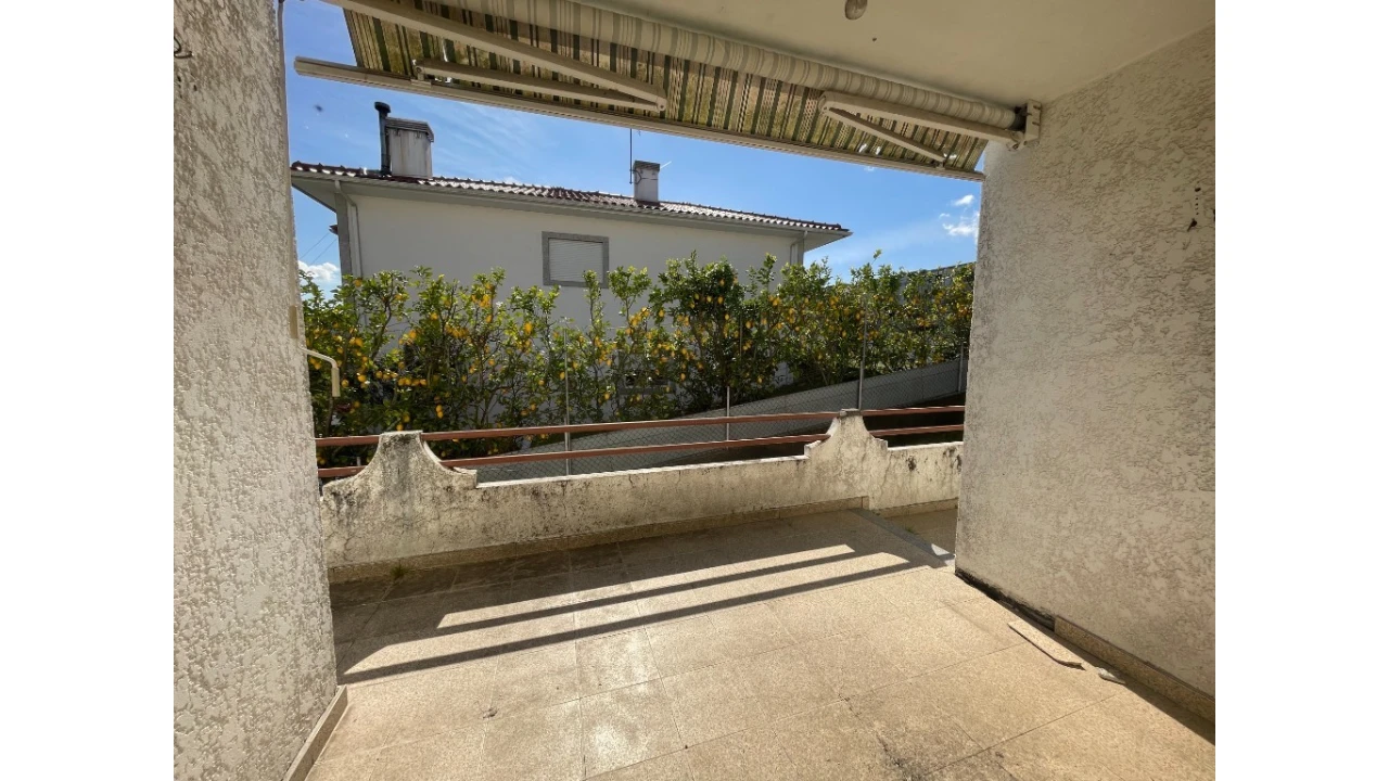 Moradia T4 para Venda em Grade e Carralcova Foto 8