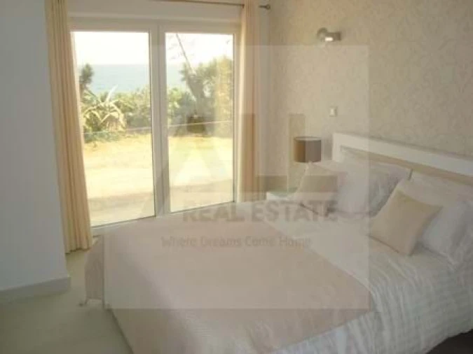 Moradia T4 para Venda em Lagos (São Sebastião e Santa Maria) Foto 24