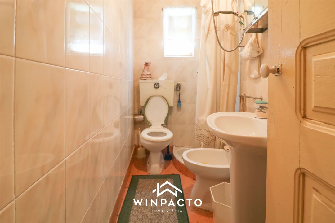 Moradia T0 para Venda em Nelas Foto 23