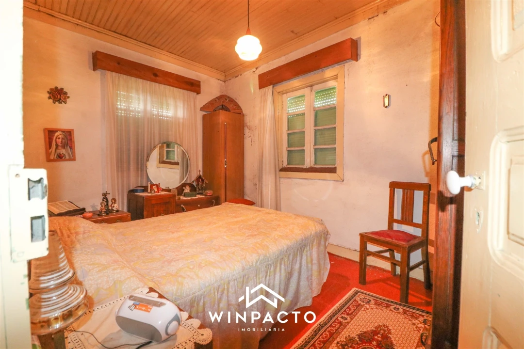 Moradia T0 para Venda em Nelas Foto 21