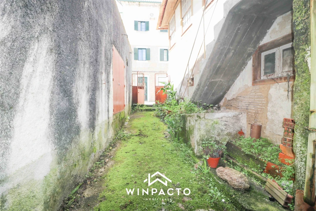 Moradia T0 para Venda em Nelas Foto 12