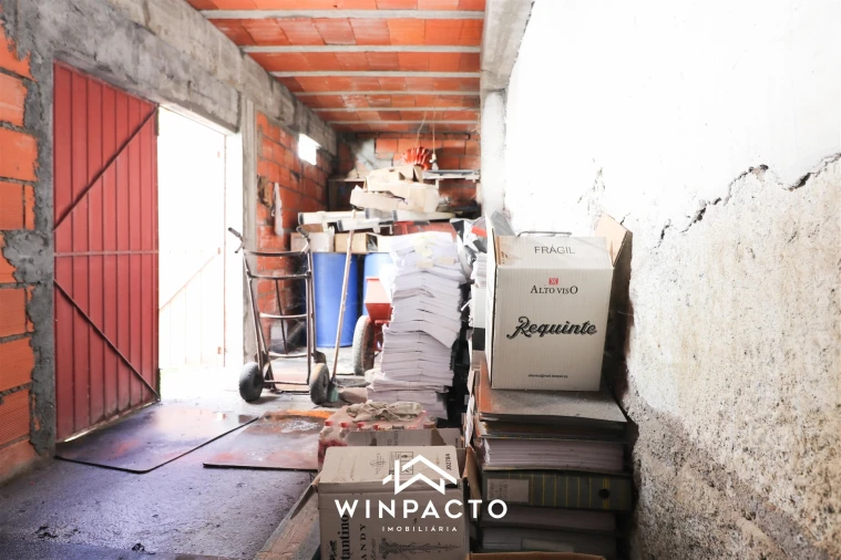 Moradia T0 para Venda em Nelas Foto 27