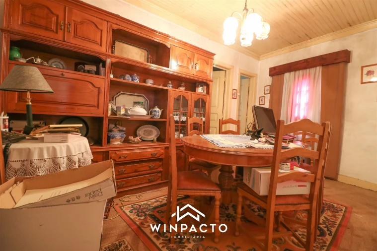 Moradia T0 para Venda em Nelas Foto 24