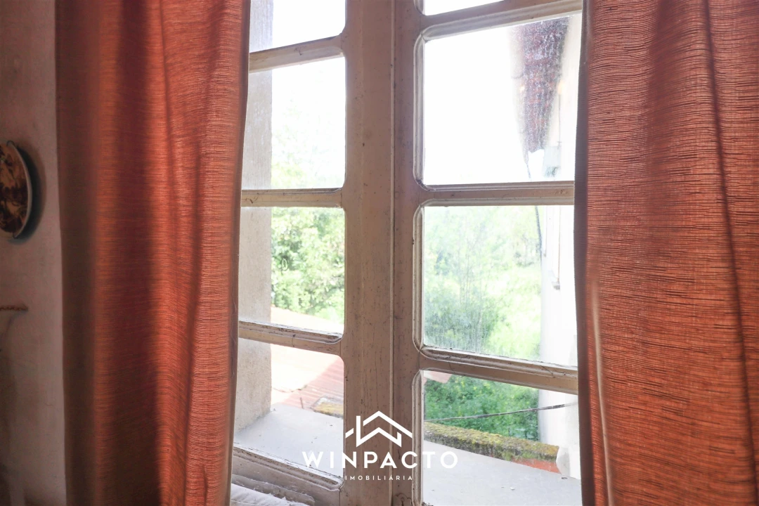 Moradia T0 para Venda em Nelas Foto 26