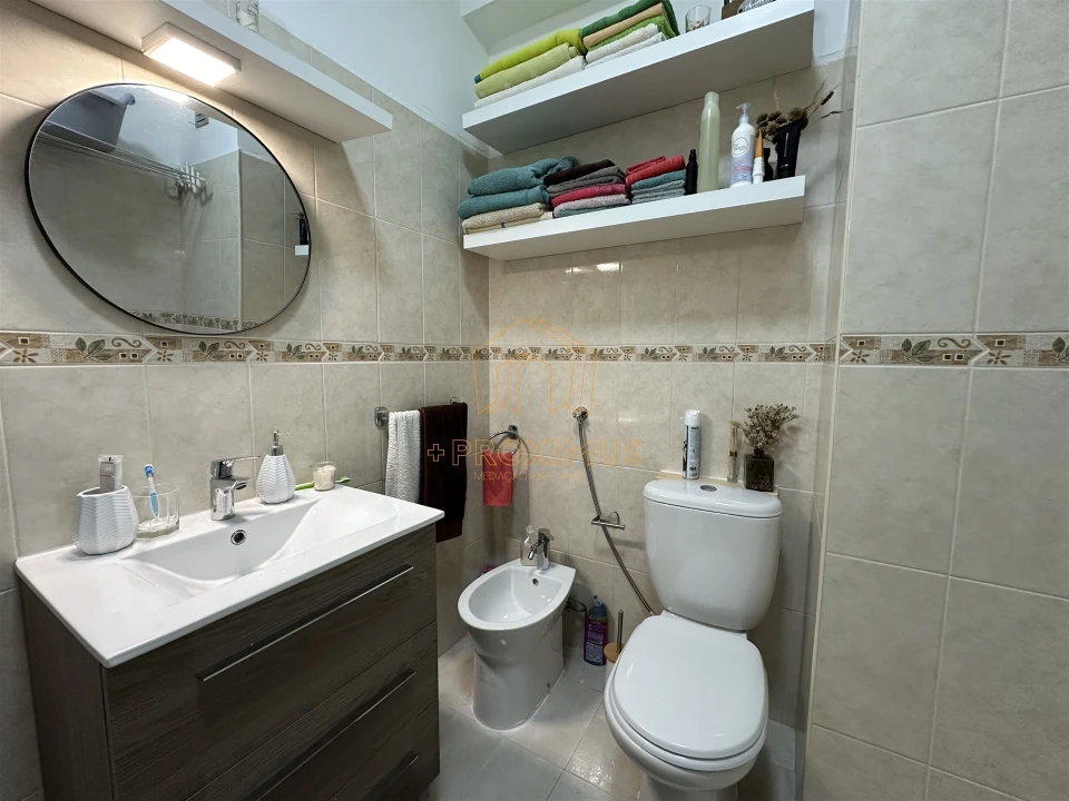 Apartamento T1 para Venda em Buarcos Foto 16