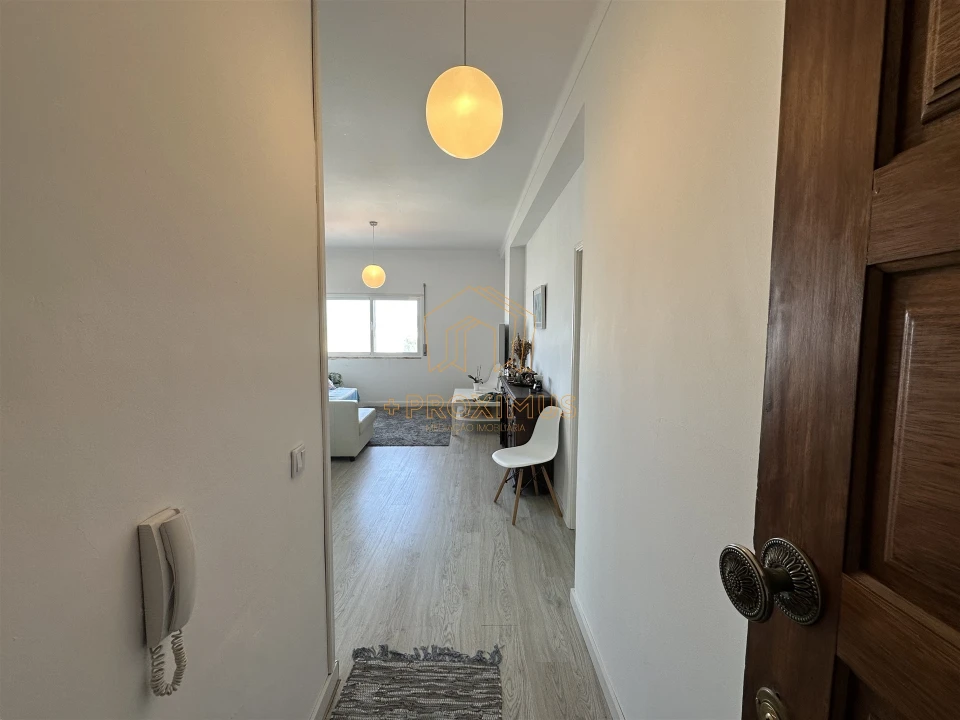 Apartamento T1 para Venda em Buarcos Foto 2
