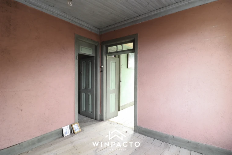 Moradia T4 para Venda em Senhorim Foto 36