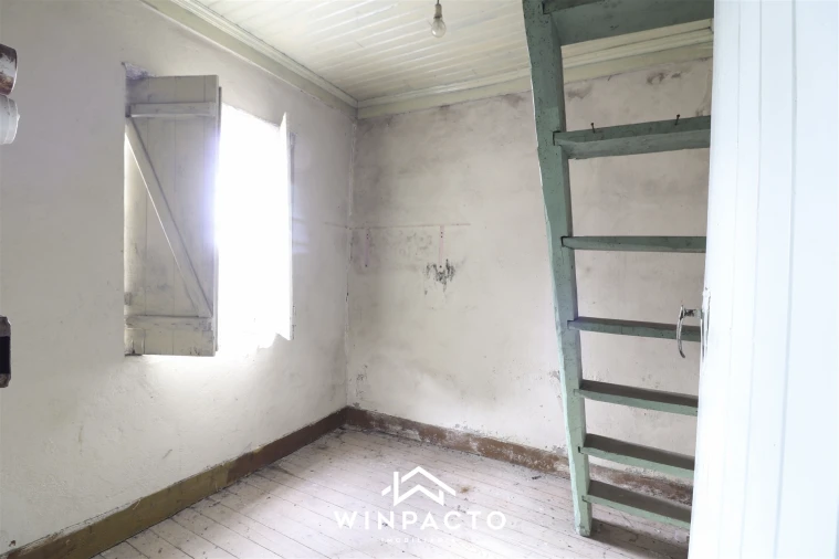 Moradia T4 para Venda em Senhorim Foto 27