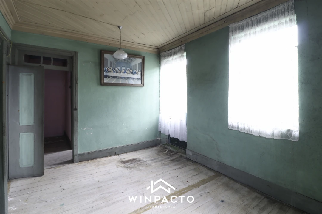 Moradia T4 para Venda em Senhorim Foto 30