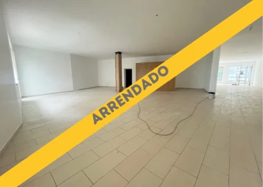 Loja para Arrendamento em Viseu