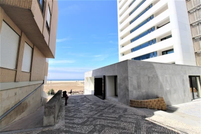 Apartamento T5 para Venda em Buarcos
