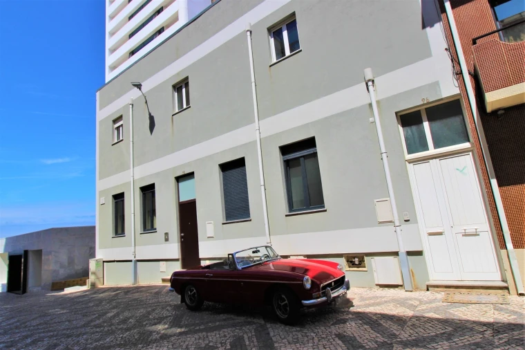 Apartamento T5 para Venda em Buarcos Foto 9