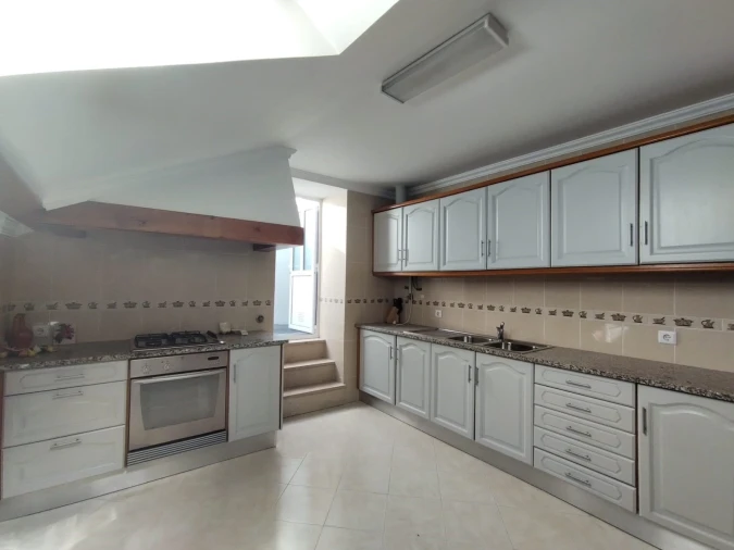 Apartamento T5 para Venda em Buarcos Foto 19