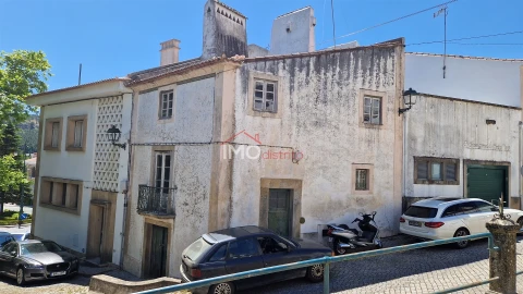 Moradia T3 para Venda em Santa Maria da Devesa