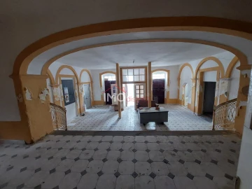 Prédio para Venda em Sé e São Lourenço