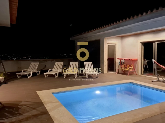 Moradia T3 para Venda em Duas Igrejas Foto 20