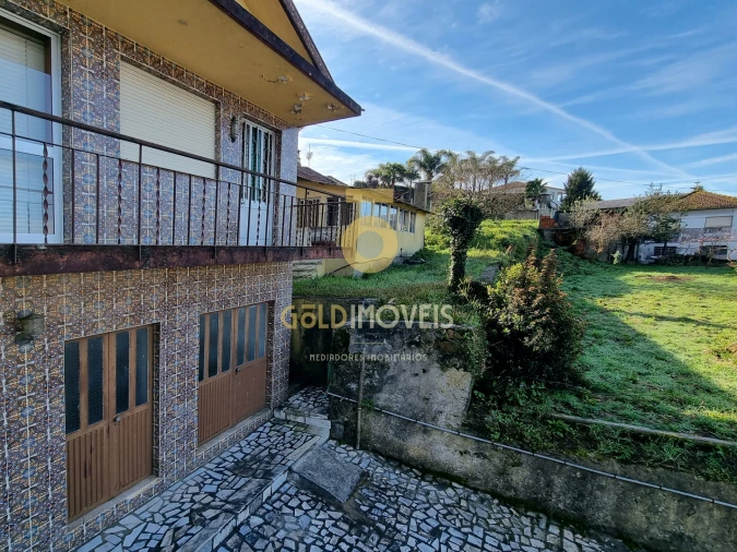 Moradia T5 para Venda em Milheiros de Poiares Foto 10