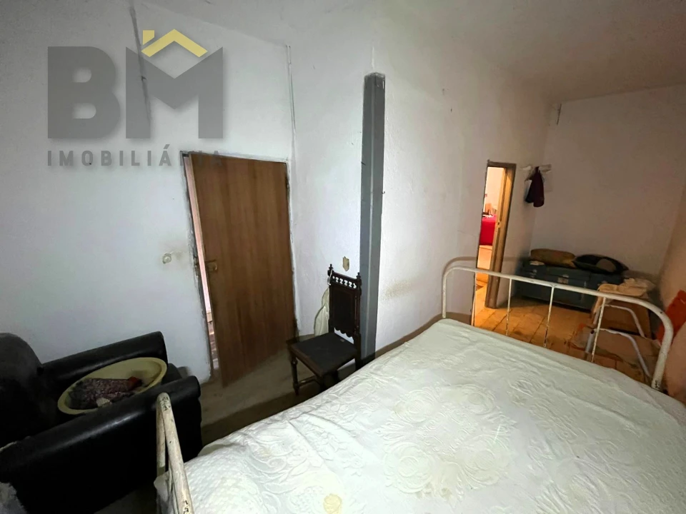 Moradia T0 para Venda em Salgueiro do Campo Foto 7