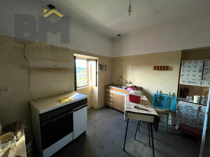 Moradia T0 para Venda em Salgueiro do Campo Foto 4