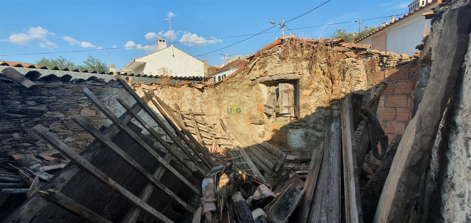 Moradia T1 para Venda em Sarzedas Foto 8