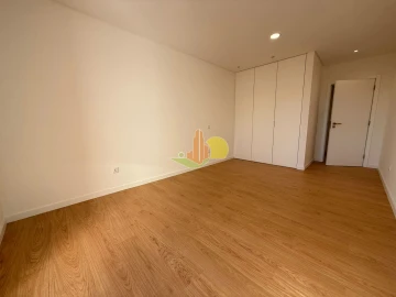 Apartamento T3 para Venda em Tavarede