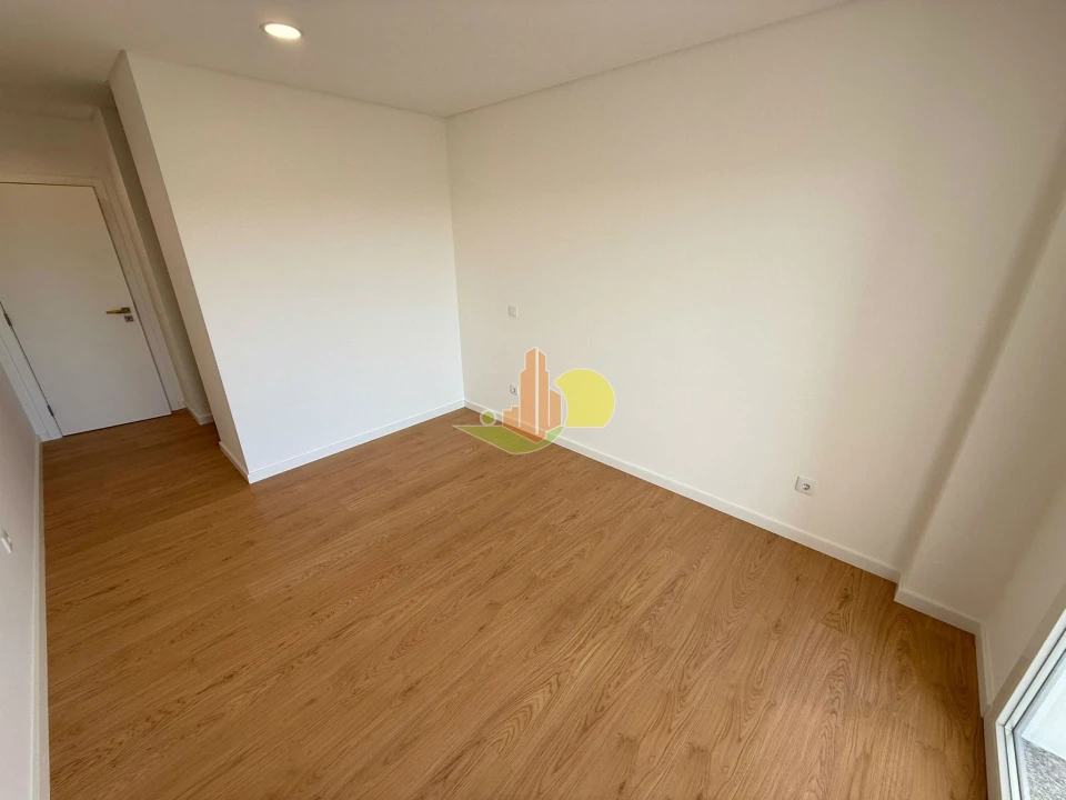 Apartamento T3 para Venda em Tavarede Foto 15