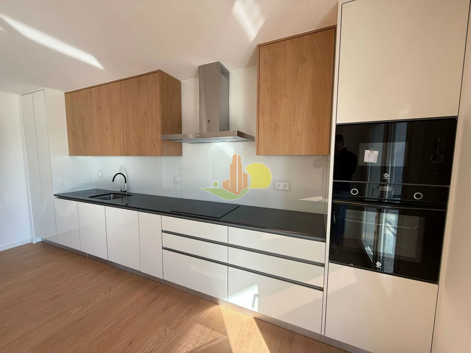 Apartamento T3 para Venda em Tavarede Foto 7