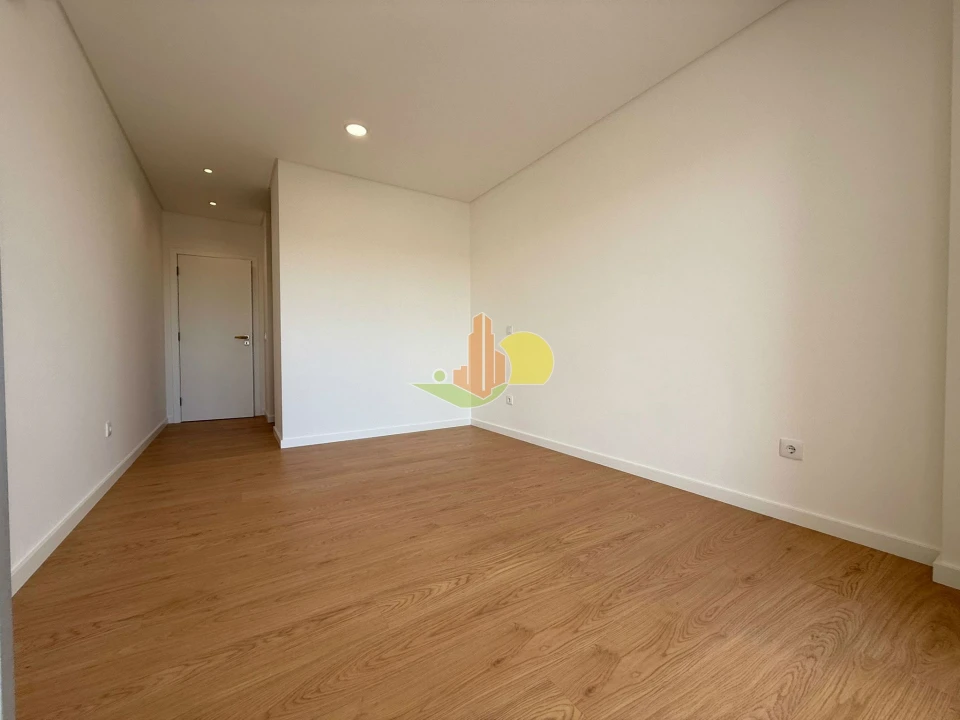 Apartamento T3 para Venda em Tavarede Foto 16