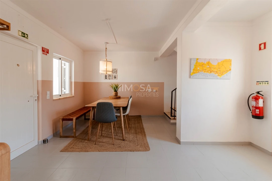 Apartamento T4 para Venda em Ferragudo Foto 5
