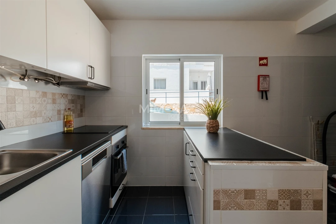 Apartamento T4 para Venda em Ferragudo Foto 12