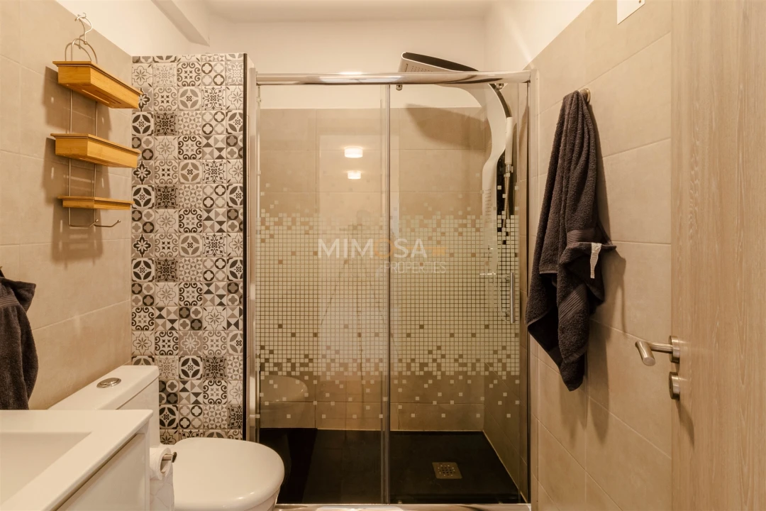 Apartamento T4 para Venda em Ferragudo Foto 18