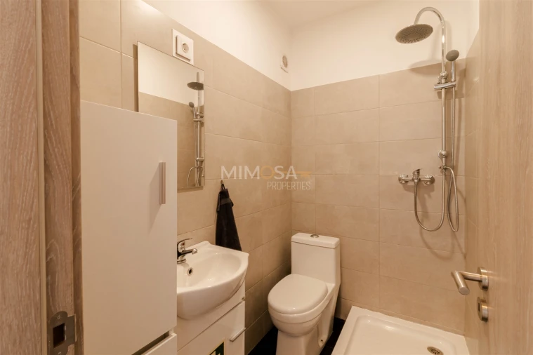 Apartamento T4 para Venda em Ferragudo Foto 14