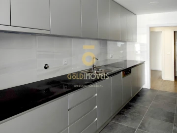 Apartamento T3 para Venda em Cedofeita, Santo Ildefonso, Sé, Miragaia, São Nicolau e Vitória