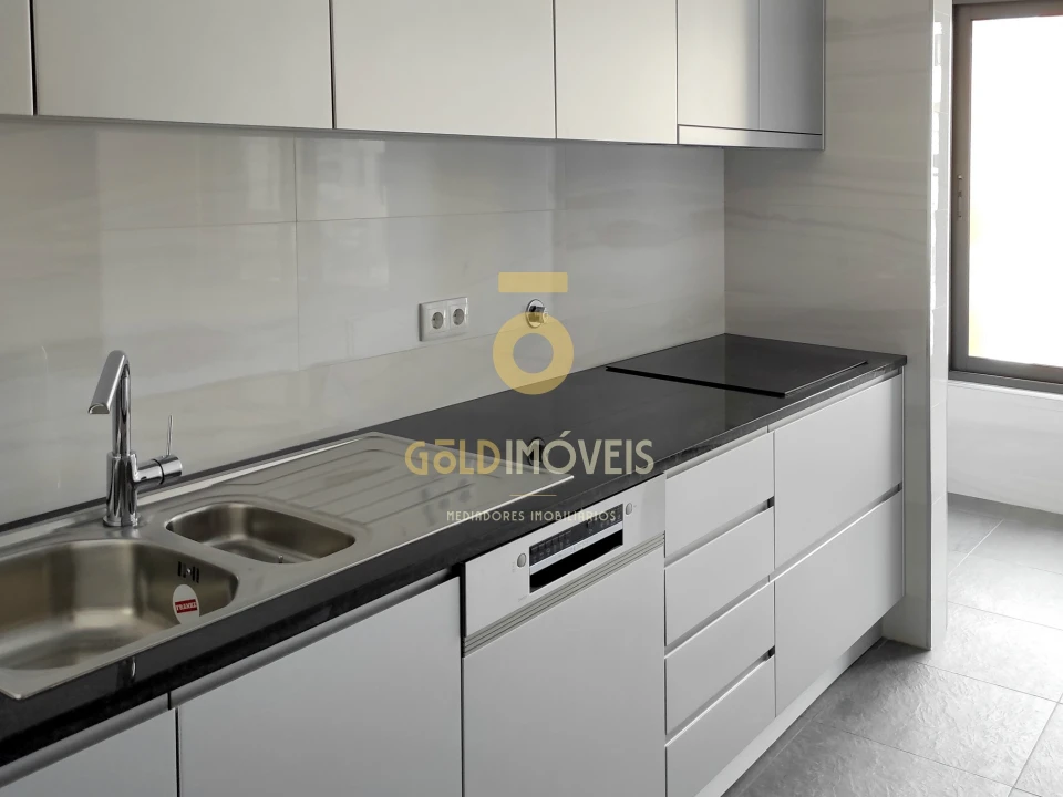 Apartamento T3 para Venda em Cedofeita, Santo Ildefonso, Sé, Miragaia, São Nicolau e Vitória Foto 7