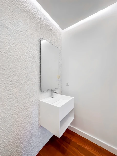 Apartamento T4 para Arrendamento em Matosinhos e Leça da Palmeira