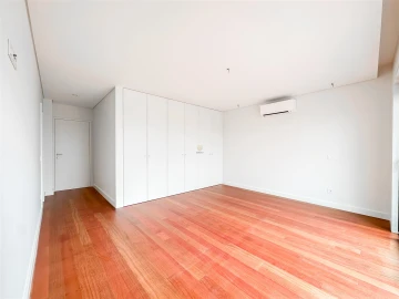 Apartamento T4 para Arrendamento em Matosinhos e Leça da Palmeira