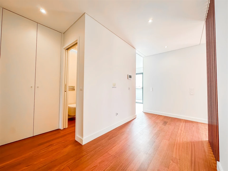 Apartamento T4 para Arrendamento em Matosinhos e Leça da Palmeira Foto 4