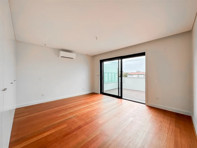 Apartamento T4 para Arrendamento em Matosinhos e Leça da Palmeira Foto 17