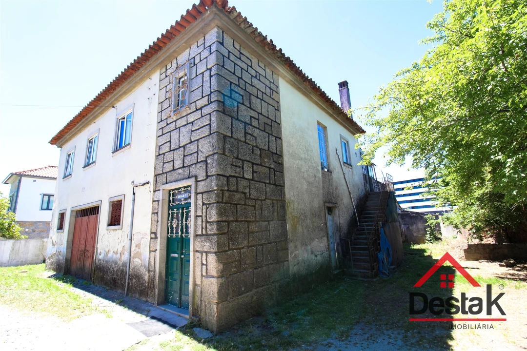 Moradia T4 para Venda em Viseu Foto 8