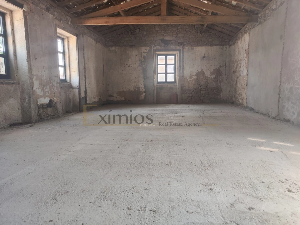 Moradia T0 para Venda em Azurara Foto 2