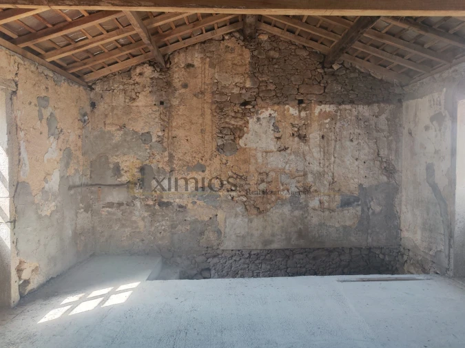 Moradia T0 para Venda em Azurara Foto 6