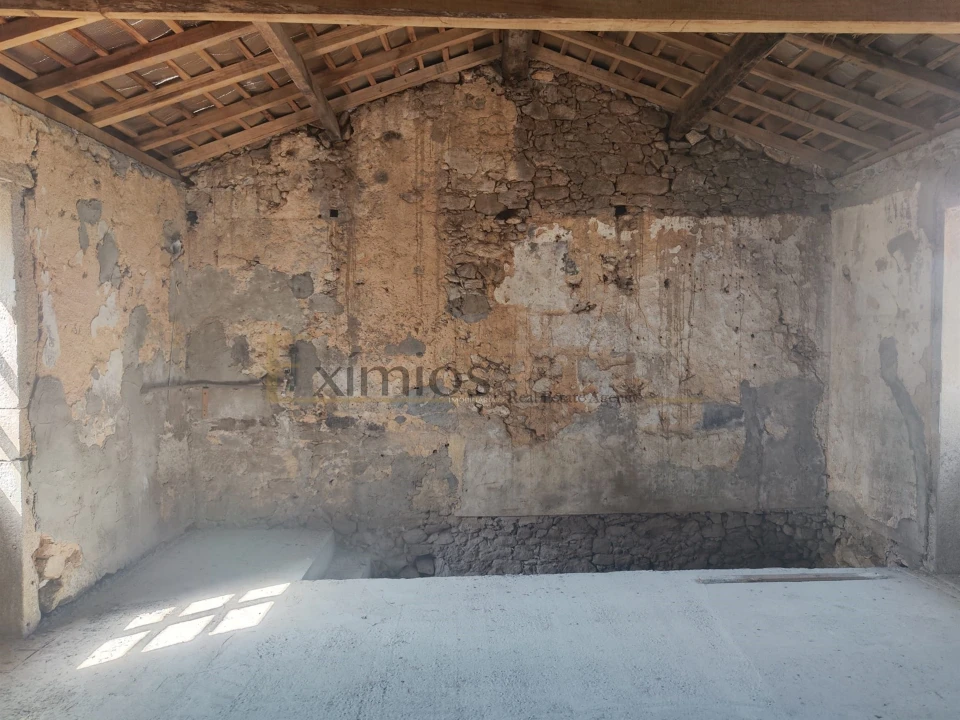 Moradia T0 para Venda em Azurara Foto 6