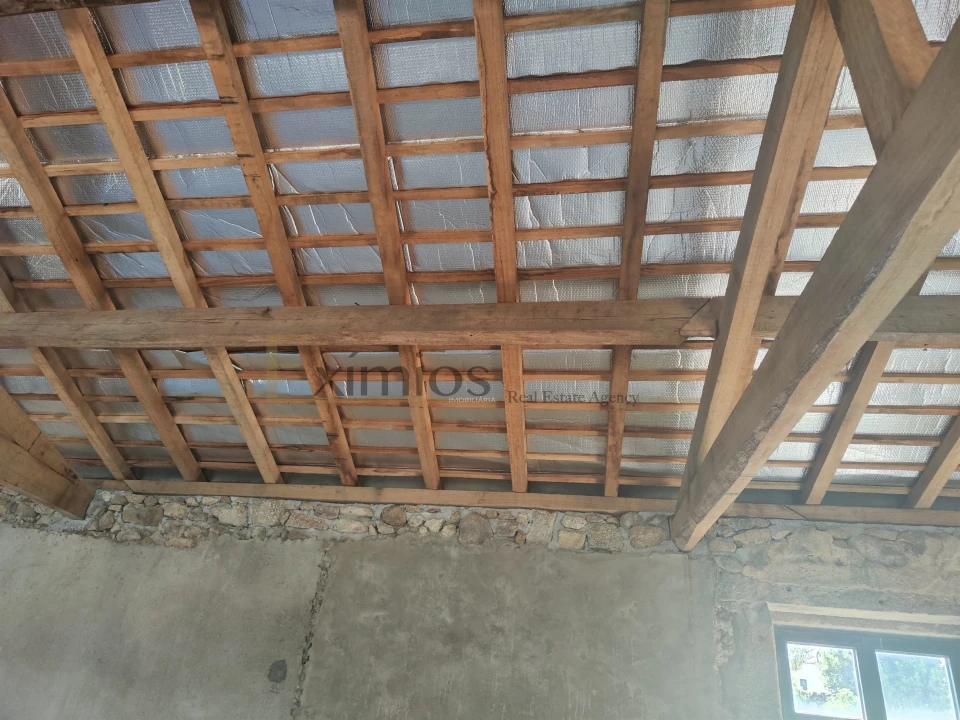 Moradia T0 para Venda em Azurara Foto 4